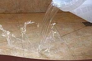 许昌市漏水维修 免砸砖防水材料该如何施工